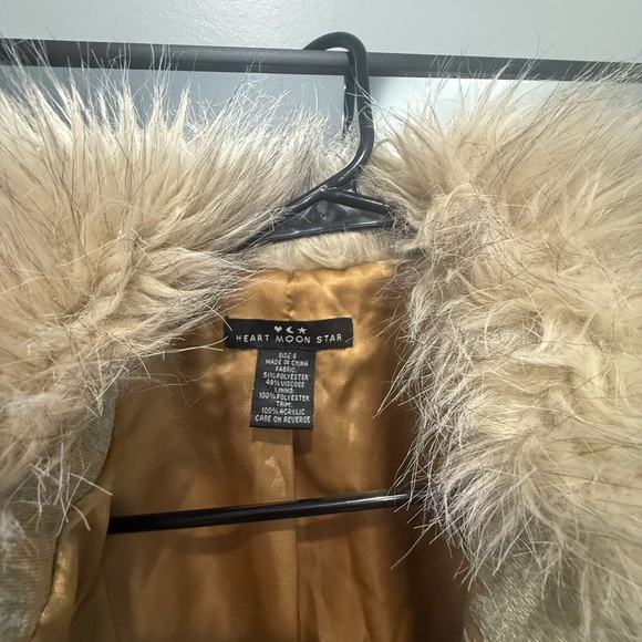 Elegant Boho Vintage Faux Fur Trimmed Coat Jacket - Picture 3 of 10